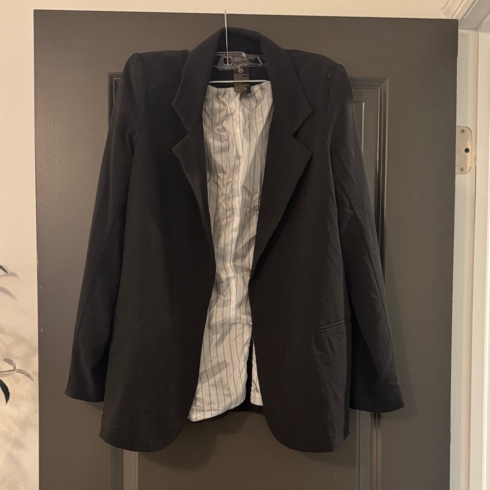 Classic Black Women's Blazer